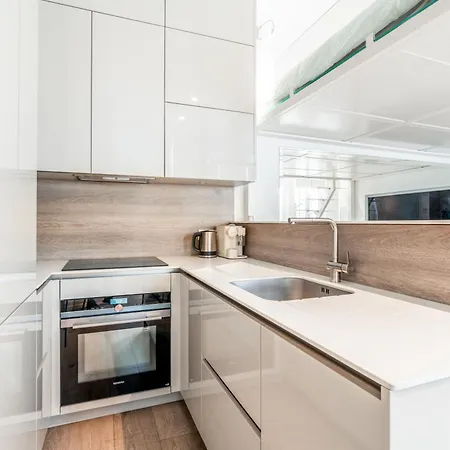 Apartment Elegant Luxury 1st *