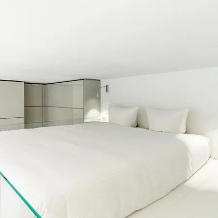 Elegant Luxury 1st